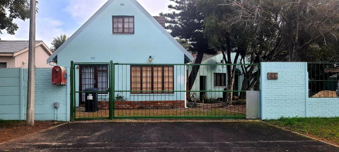 Cozy Cottage +/- 500M From The Beach Kapstadt Exterior foto